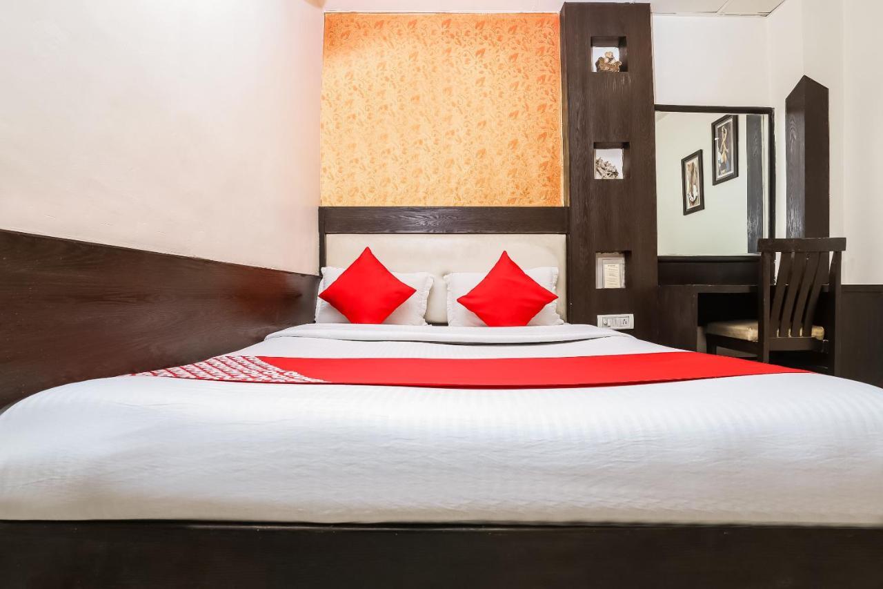 Hotel Shiv Palace New Delhi Bagian luar foto
