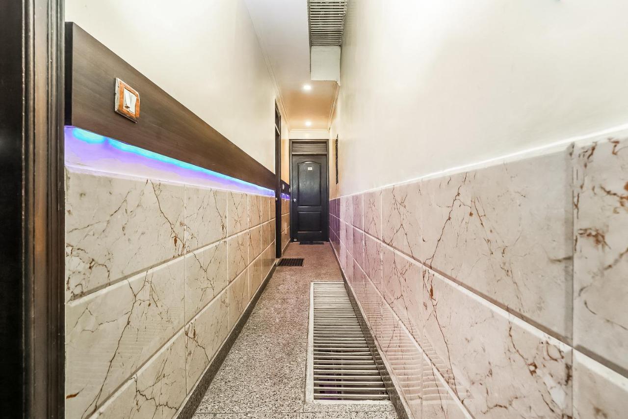Hotel Shiv Palace New Delhi Bagian luar foto