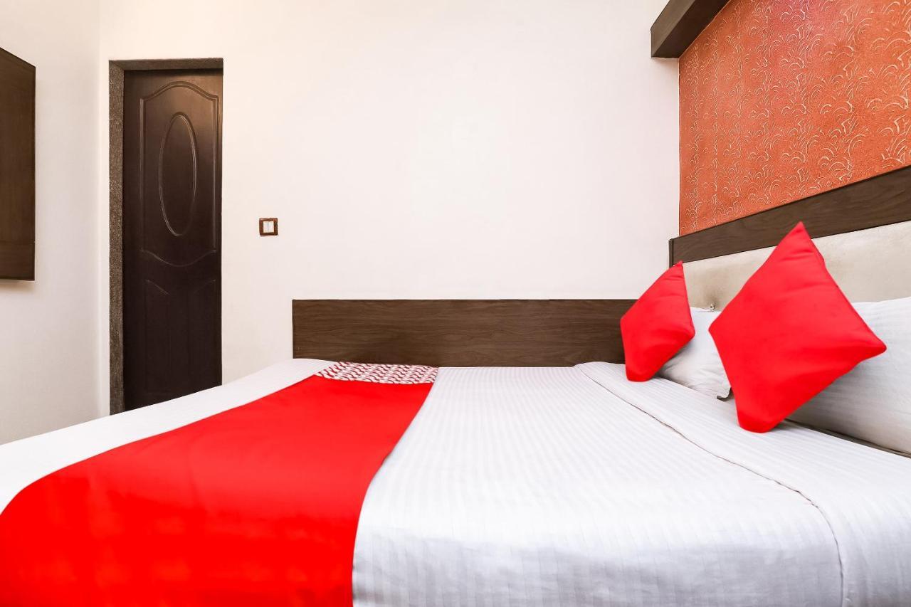 Hotel Shiv Palace New Delhi Bagian luar foto