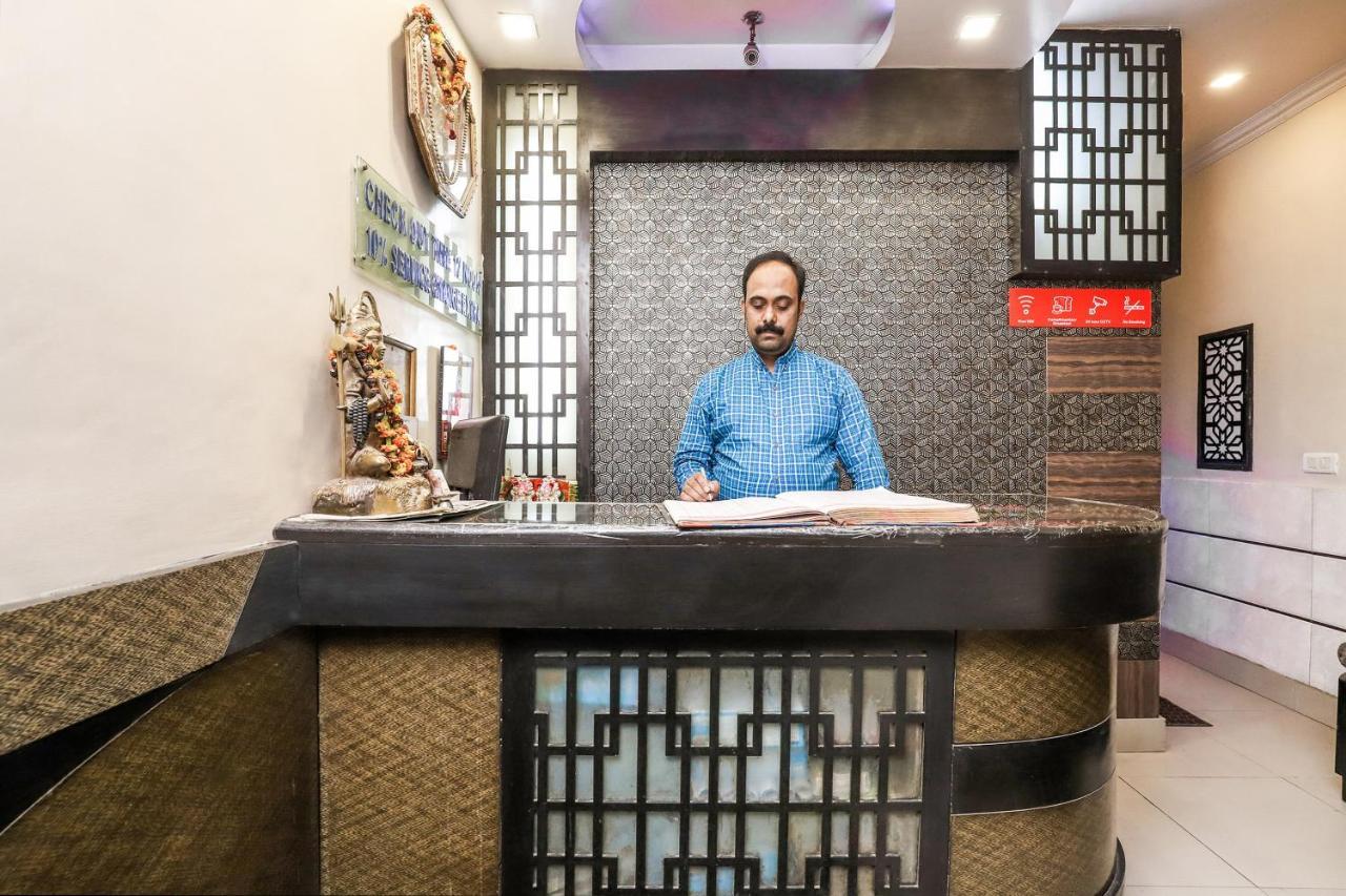 Hotel Shiv Palace New Delhi Bagian luar foto