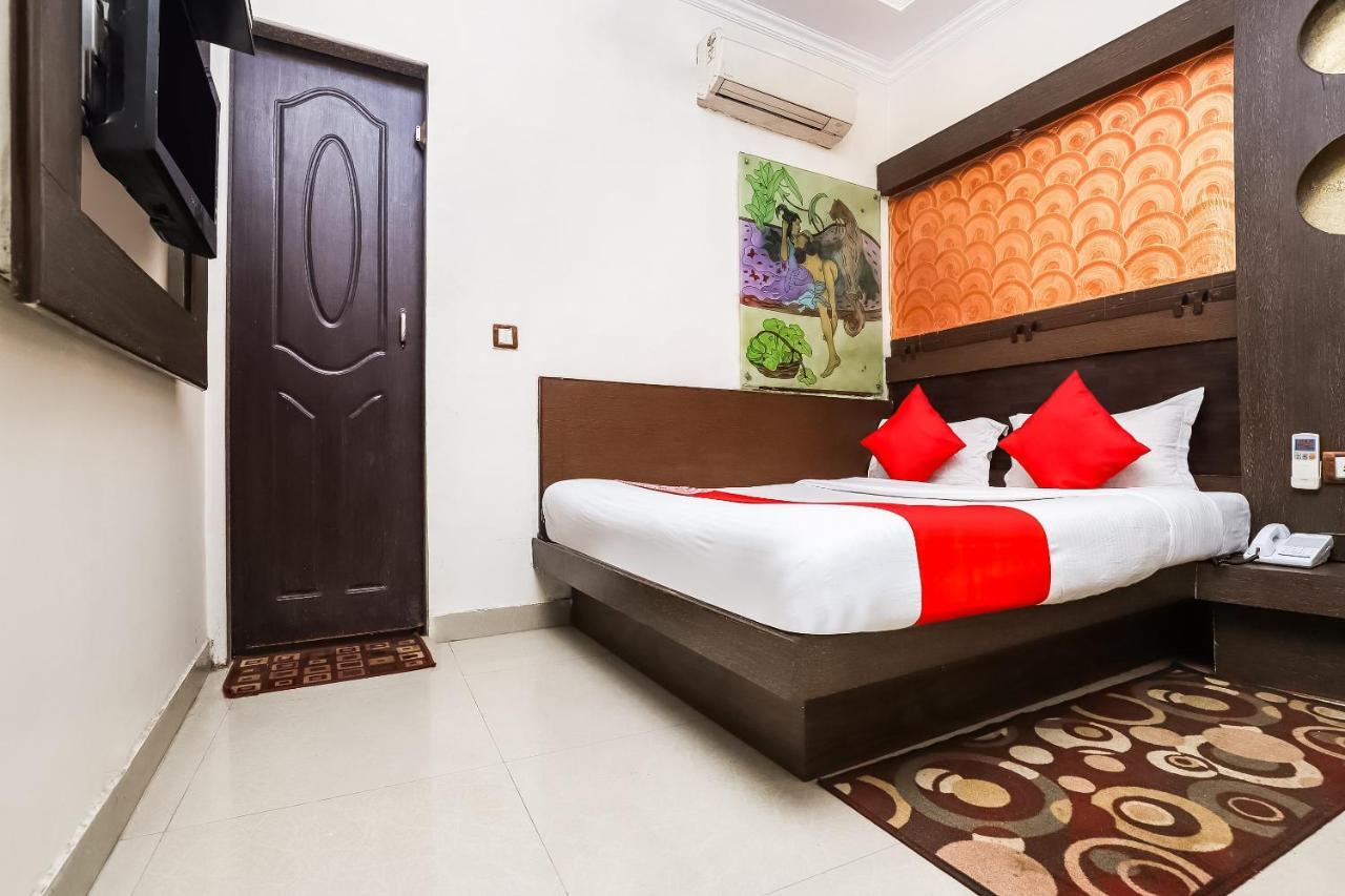 Hotel Shiv Palace New Delhi Bagian luar foto